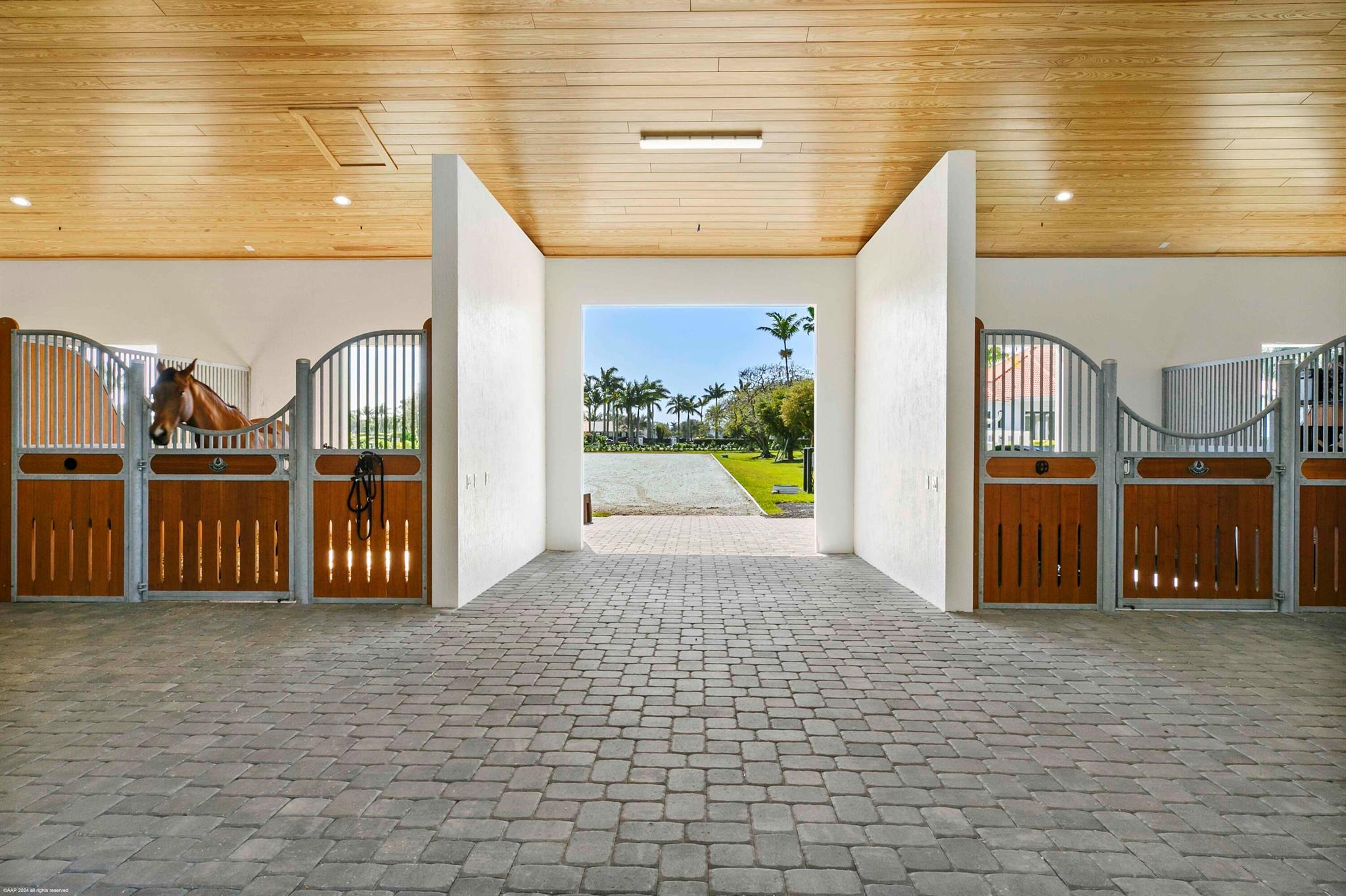 15293 Sunnyland Lane