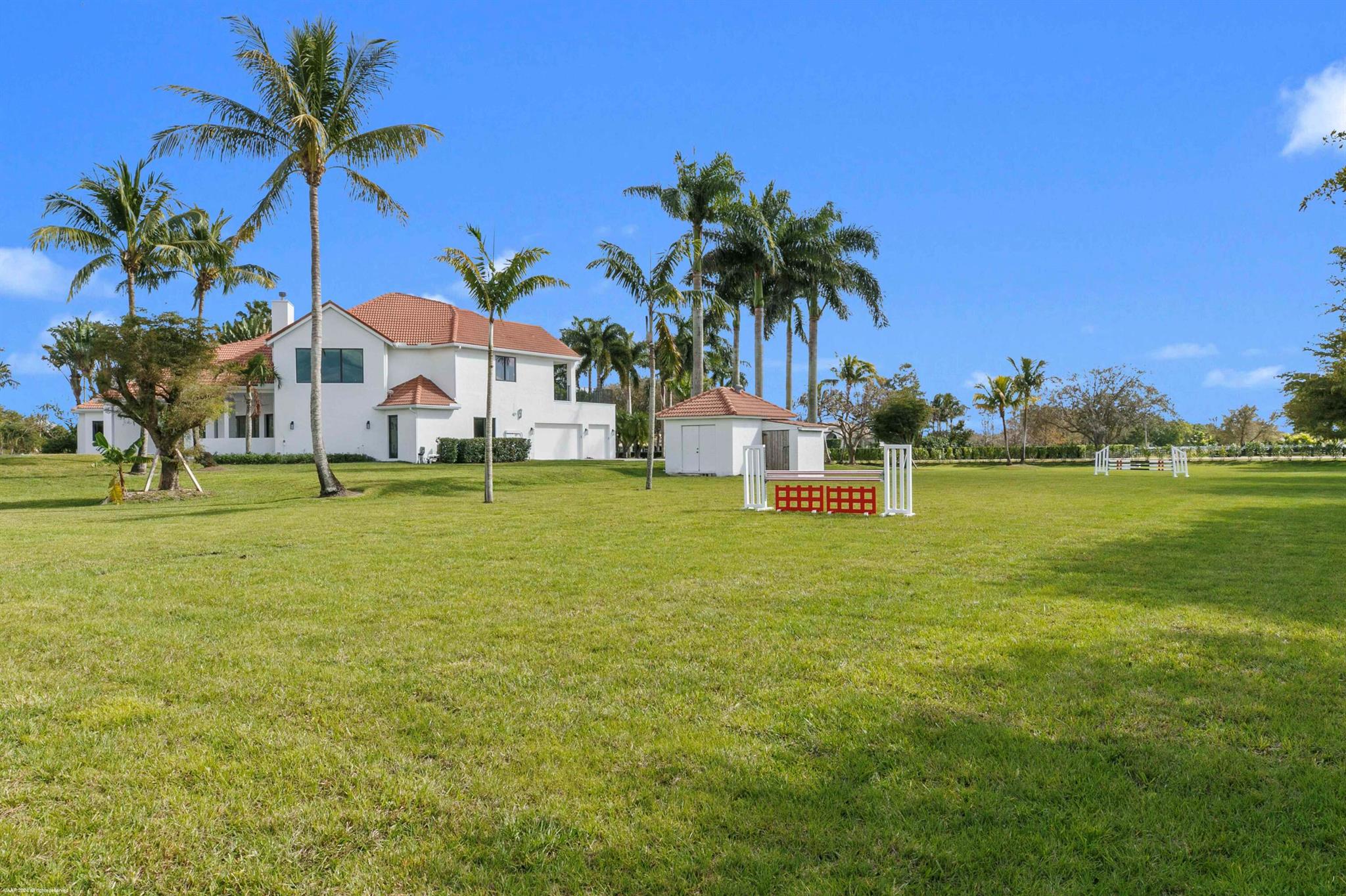 15293 Sunnyland Lane