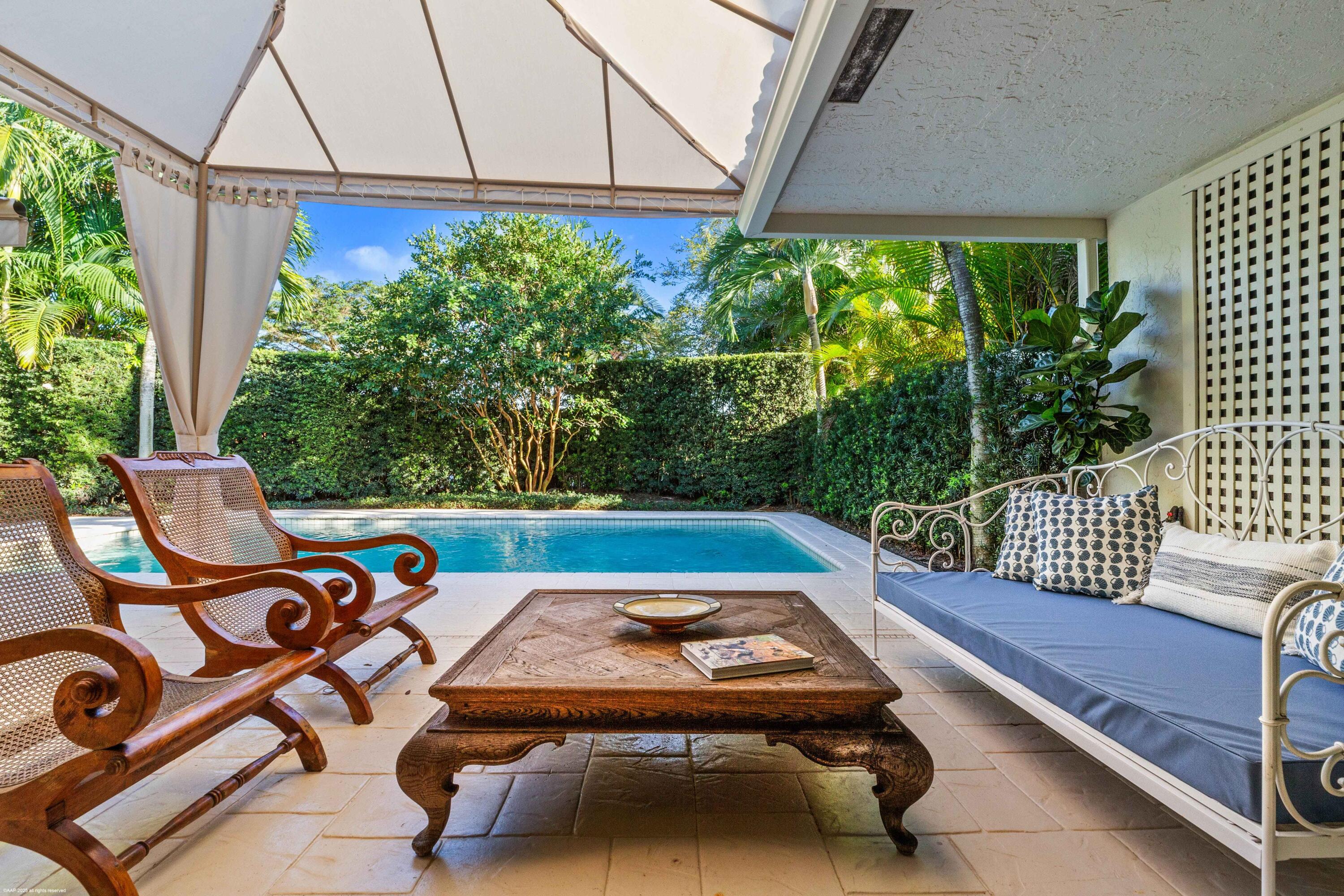 2426 Windsor Way Court N