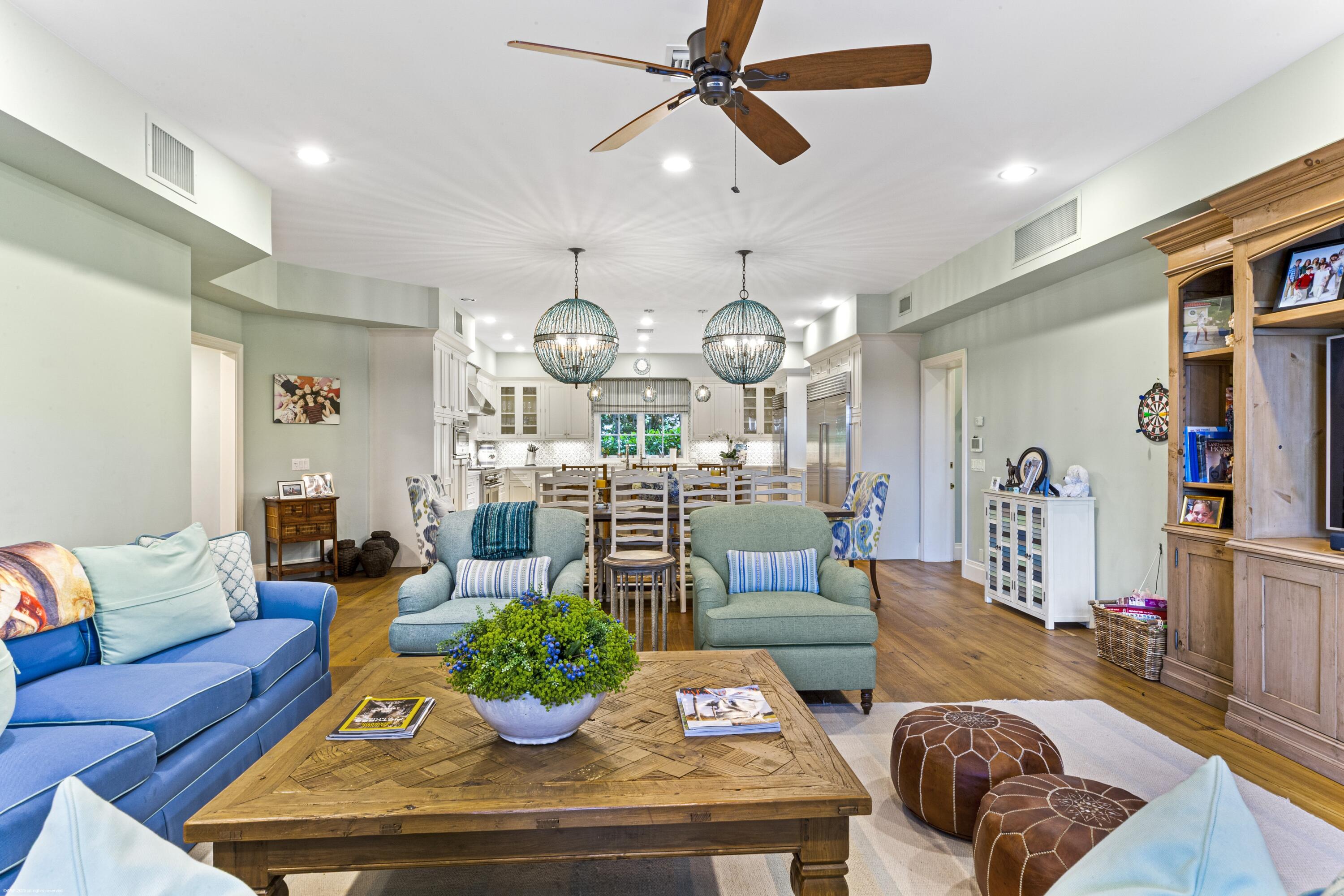 2359 Muir Circle