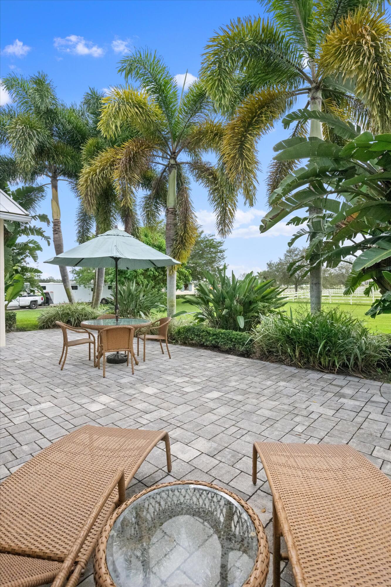 15416 Sunnyland Lane