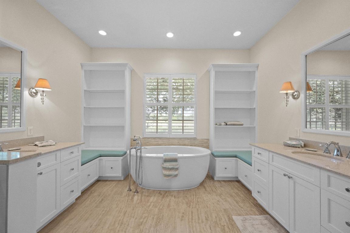 15416 Sunnyland Lane