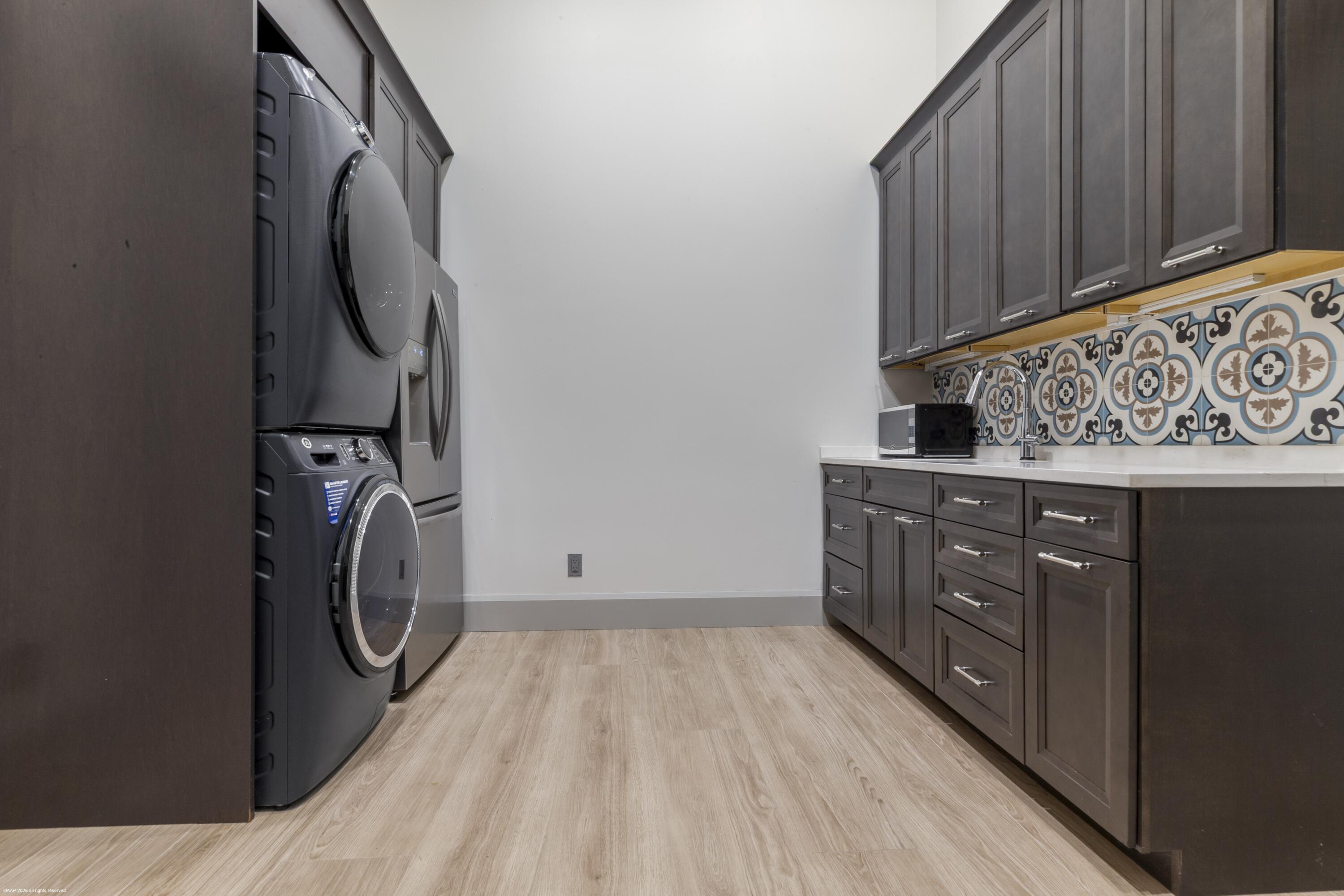 16219 Hollow Tree Lane