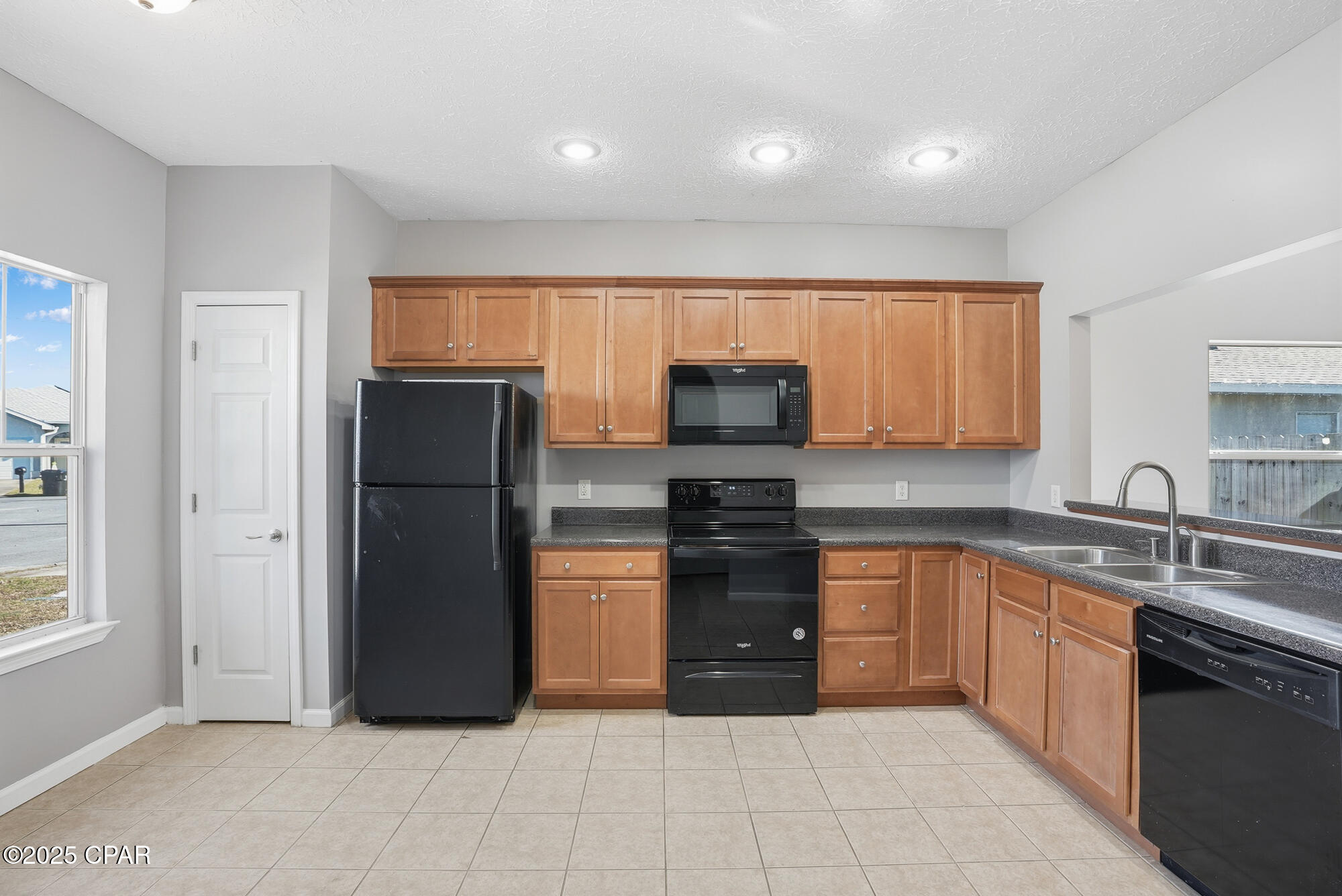 2902 Cocoa Court