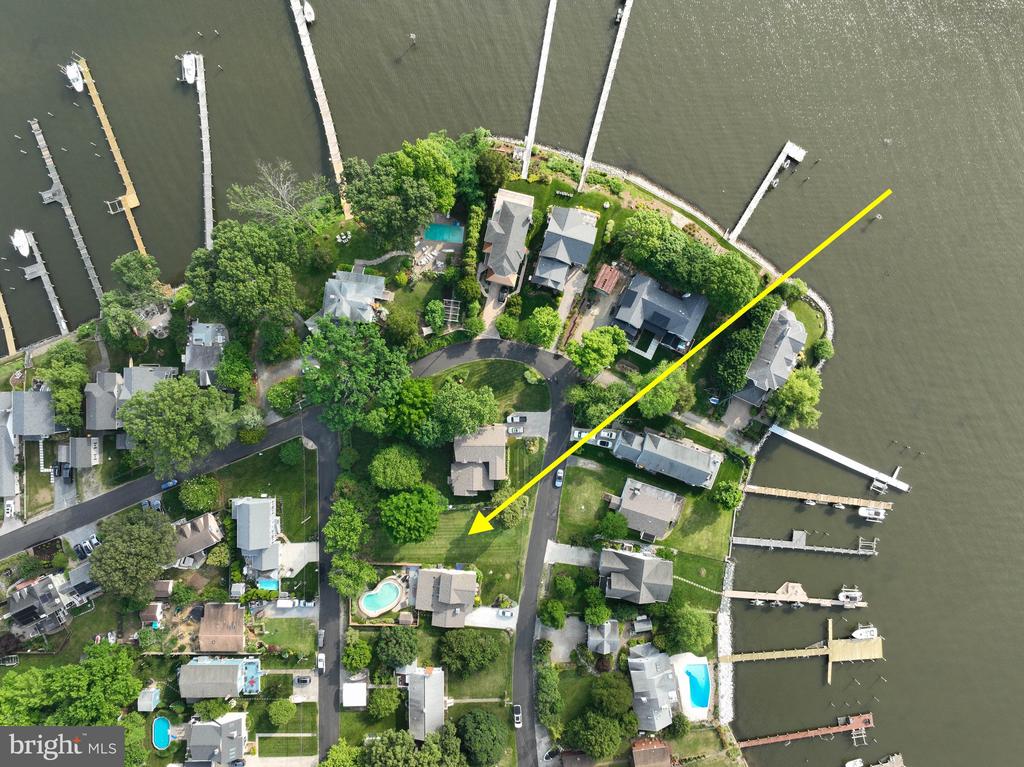 527 BAY VIEW POINT DRIVE