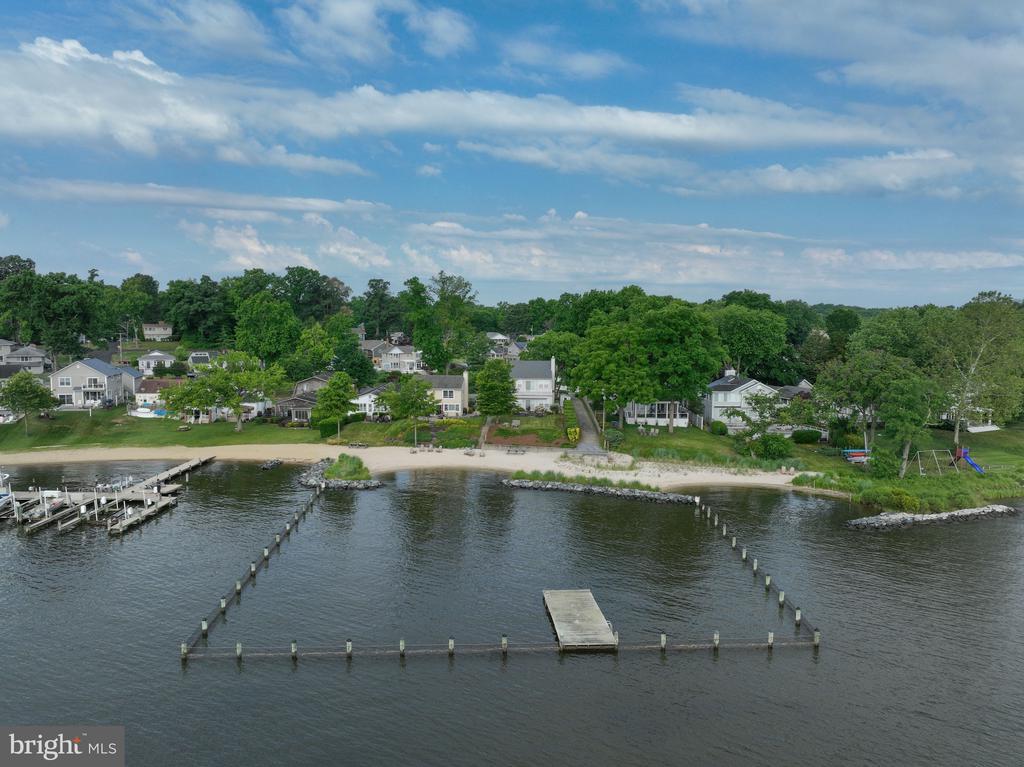 527 BAY VIEW POINT DRIVE