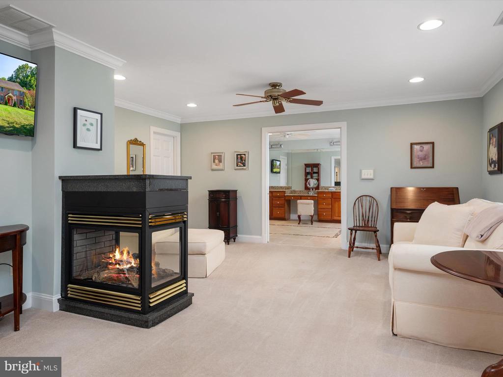 4507 OWENS VALLEY DRIVE