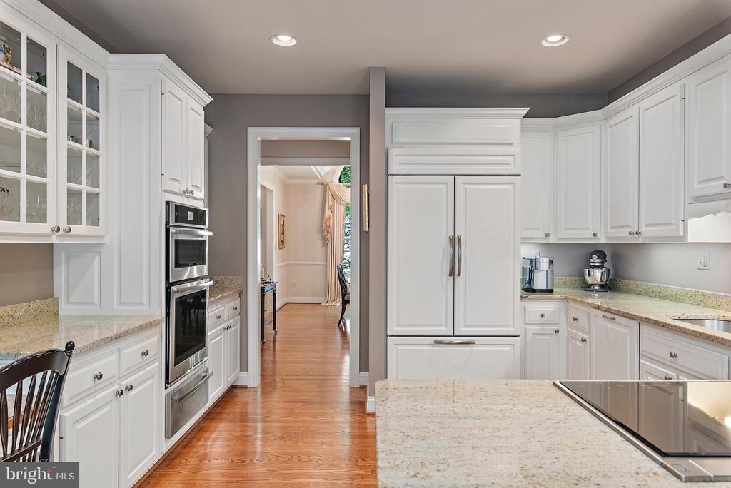 1627 WYATTS RIDGE