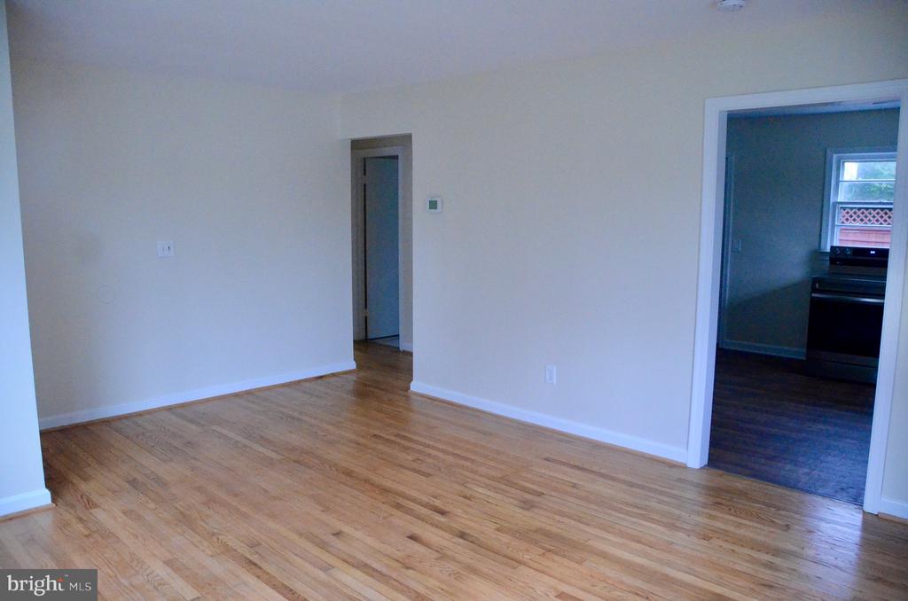 1442 REHLING DRIVE