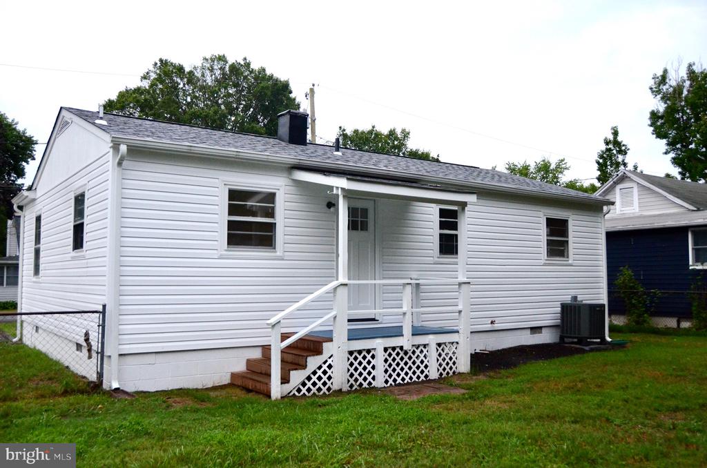 1442 REHLING DRIVE