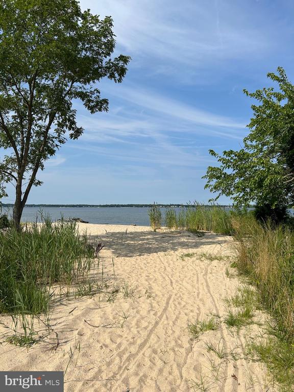 4087 SHOREHAM BEACH ROAD