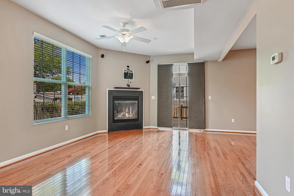 5031 LERCH DRIVE