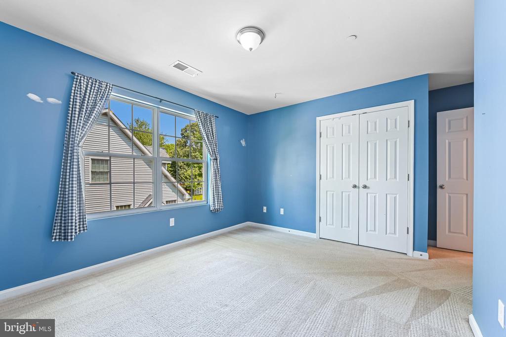 5031 LERCH DRIVE