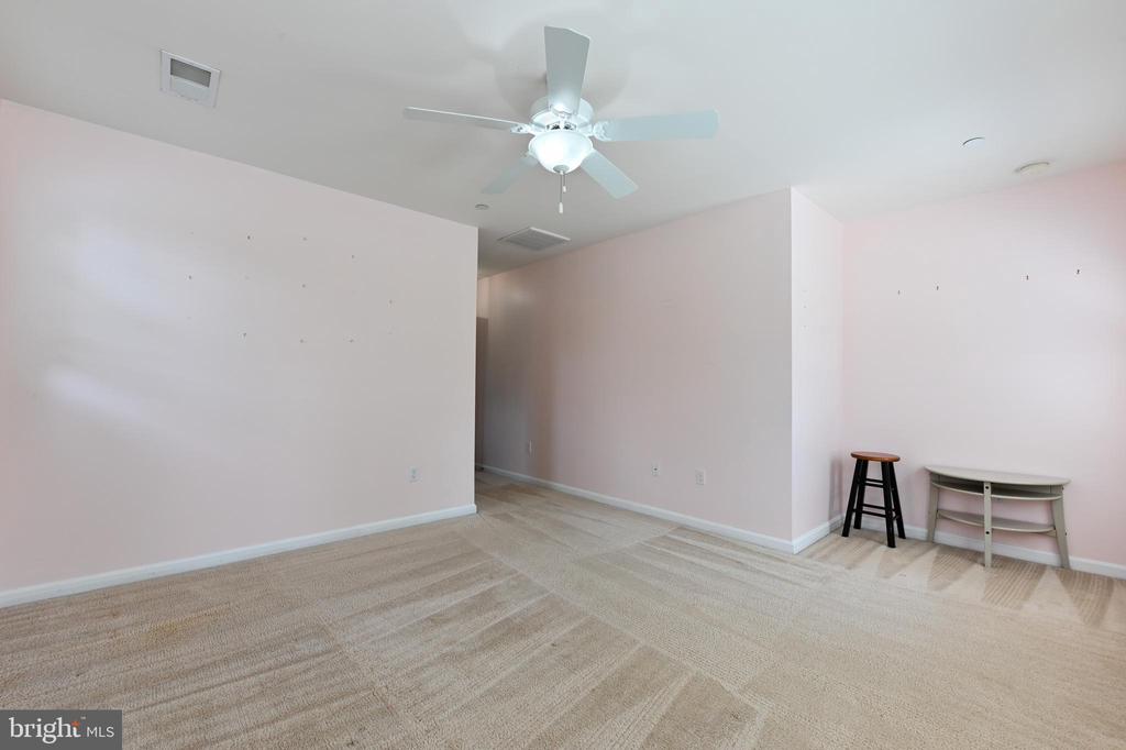 5031 LERCH DRIVE