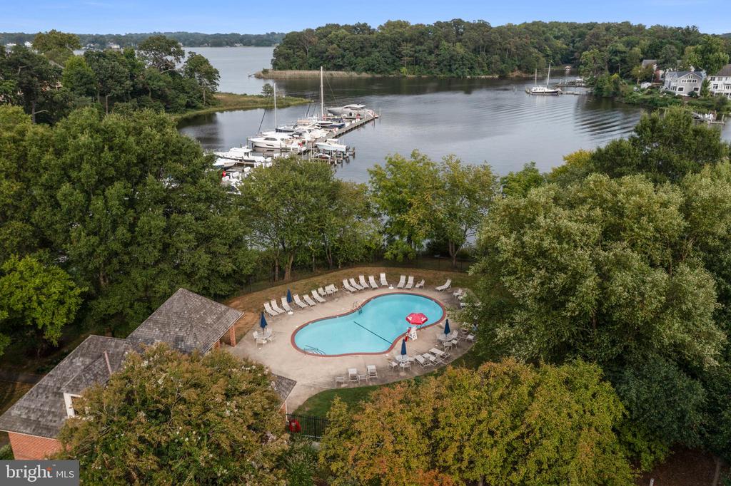 700 SOUTH RIVER LANDING ROAD