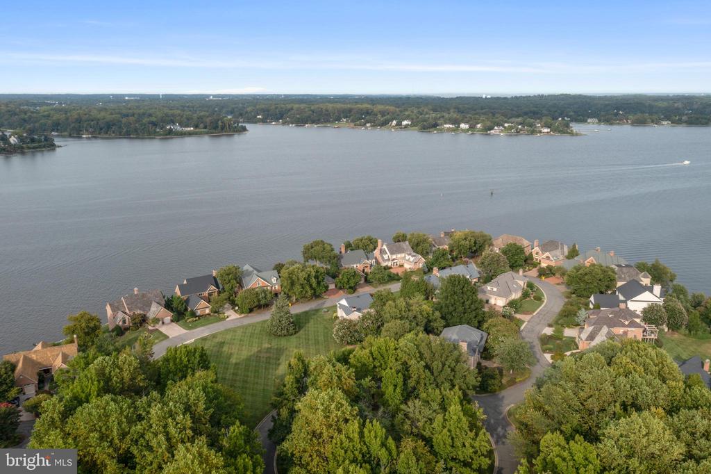 700 SOUTH RIVER LANDING ROAD