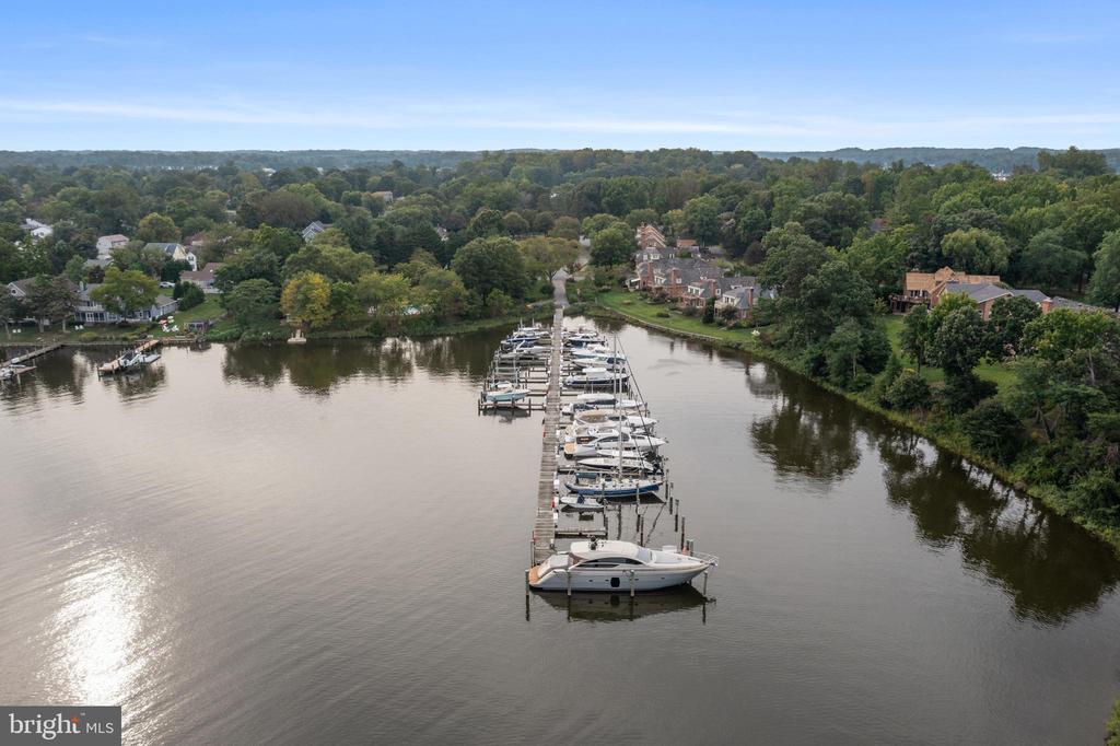 700 SOUTH RIVER LANDING ROAD