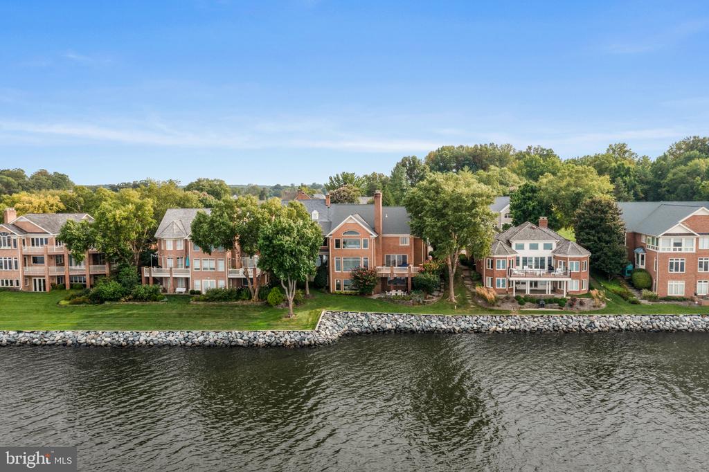 700 SOUTH RIVER LANDING ROAD