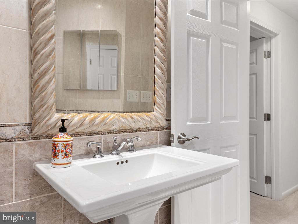 131 WALLACE MANOR ROAD