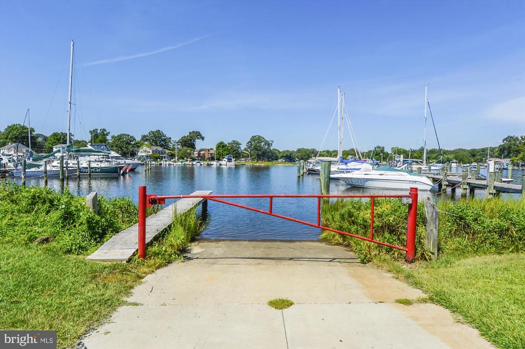 2211 SHORE DRIVE