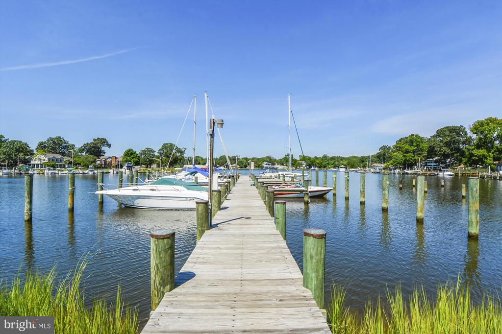 2211 SHORE DRIVE