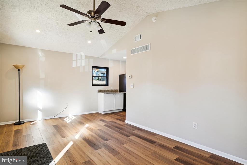 2211 SHORE DRIVE