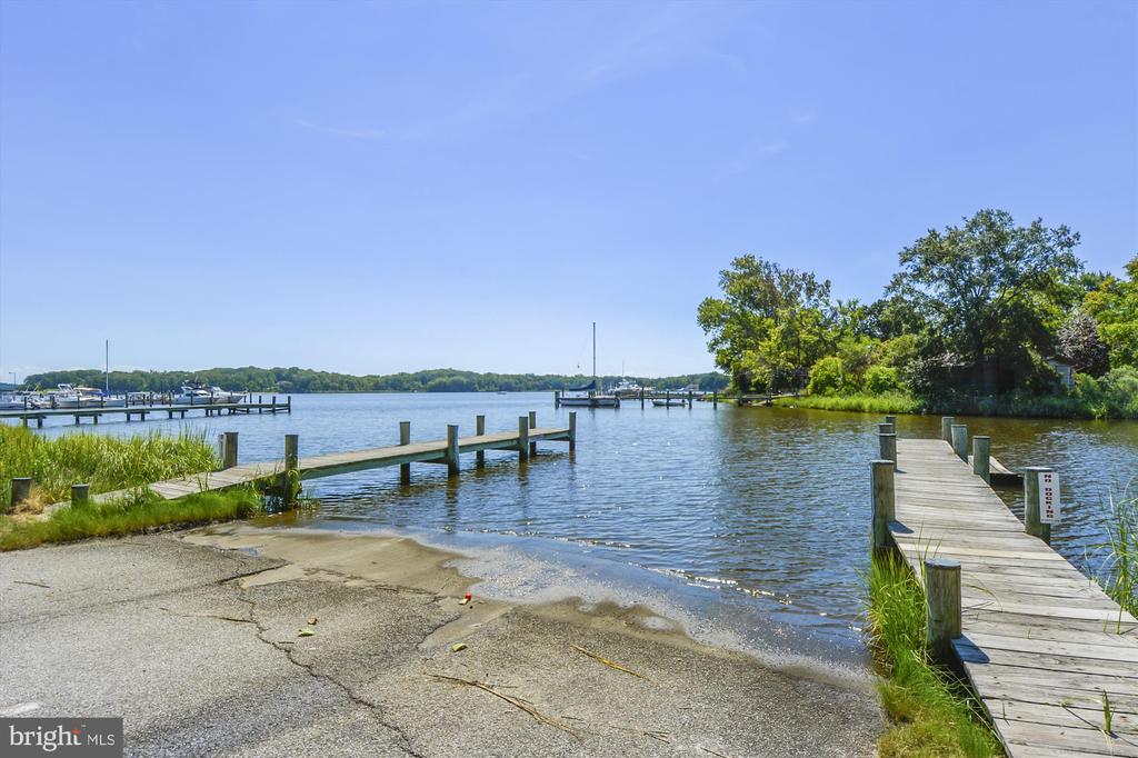 2211 SHORE DRIVE
