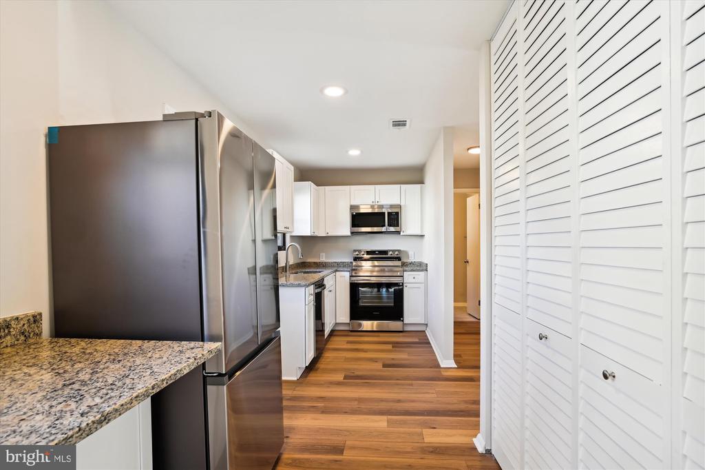 2211 SHORE DRIVE