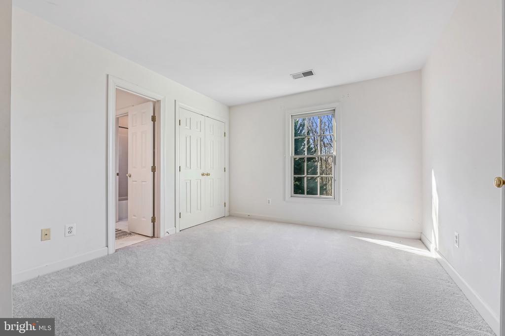 3431 BLANDFORD WAY