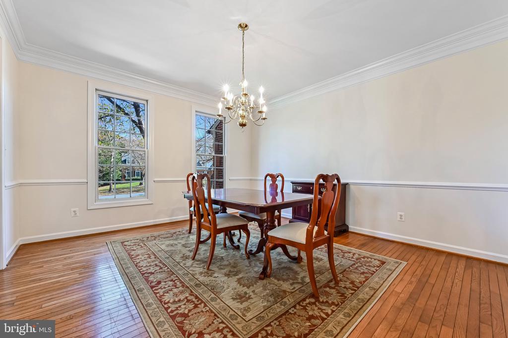 3431 BLANDFORD WAY