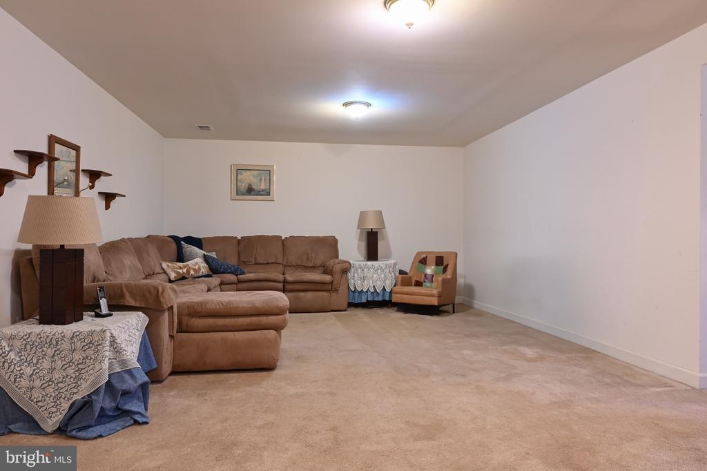 3431 BLANDFORD WAY