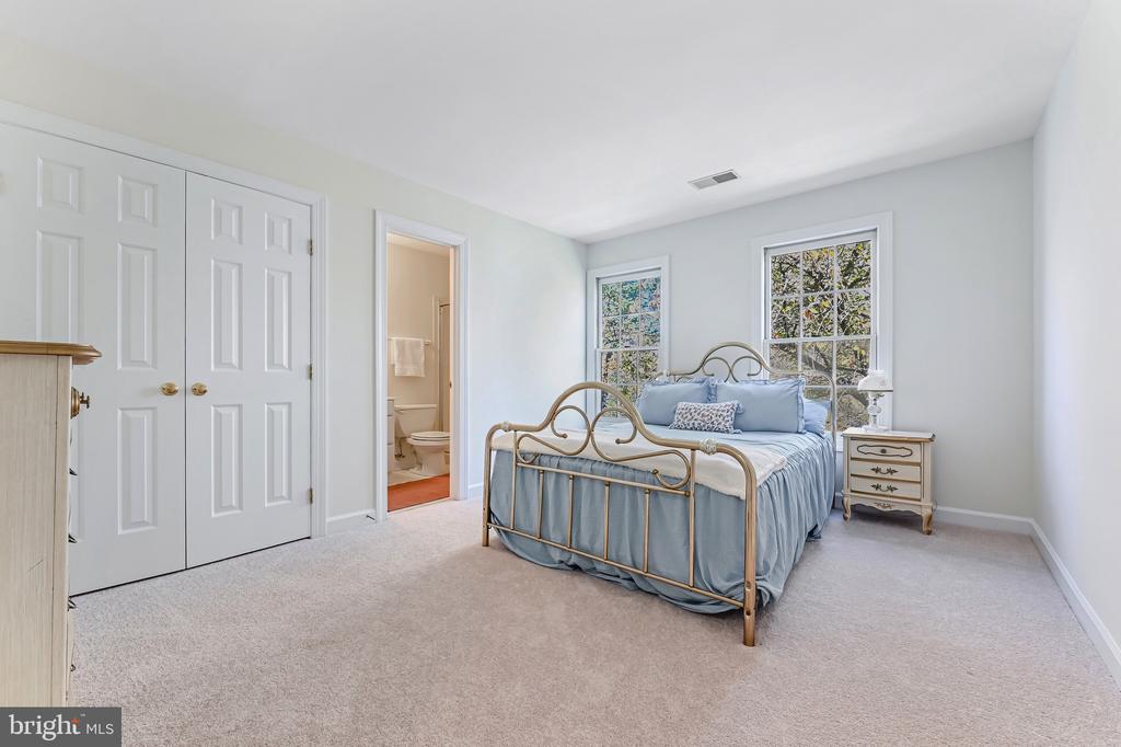 3431 BLANDFORD WAY