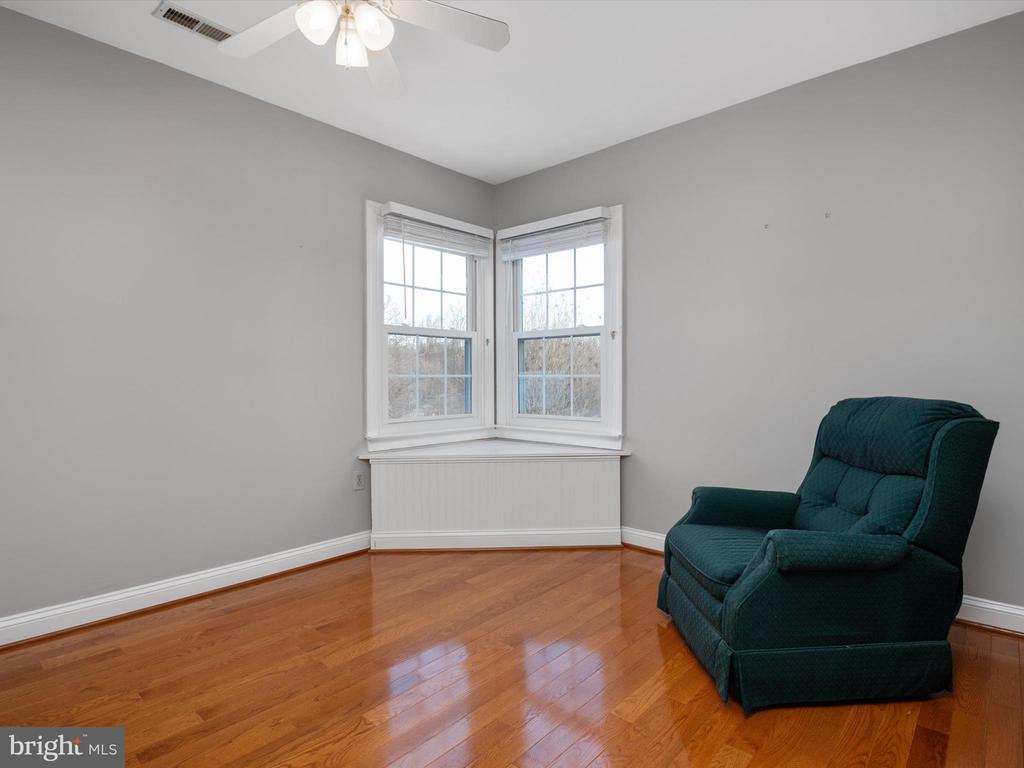 4438 WINDSOR FARM ROAD
