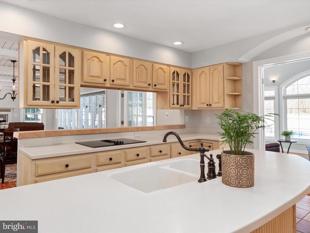 4438 WINDSOR FARM ROAD