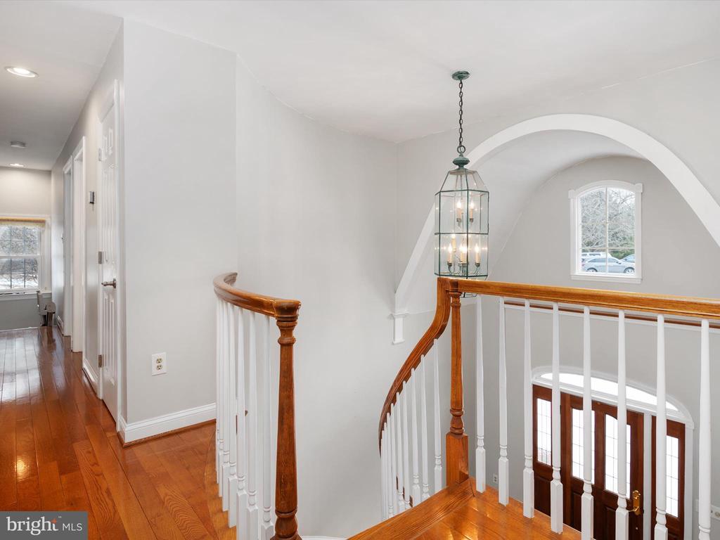 4438 WINDSOR FARM ROAD