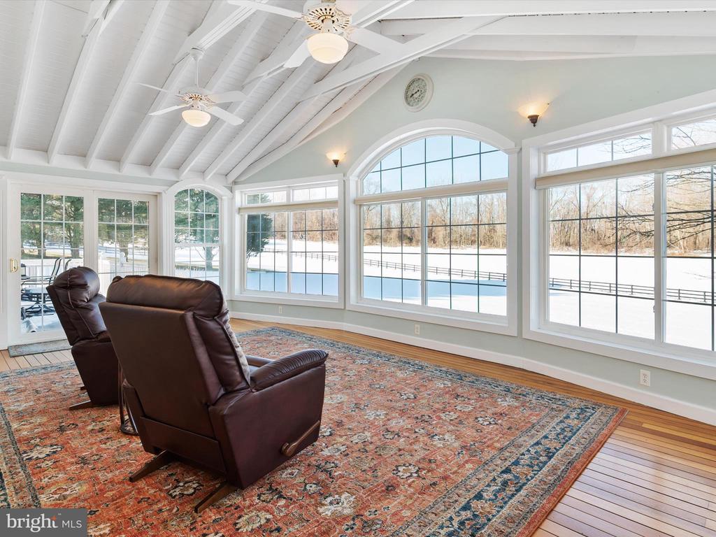 4438 WINDSOR FARM ROAD