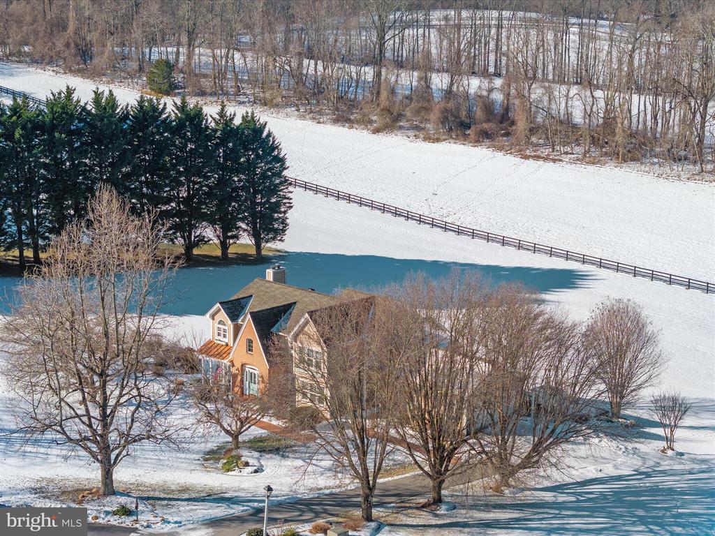 4438 WINDSOR FARM ROAD