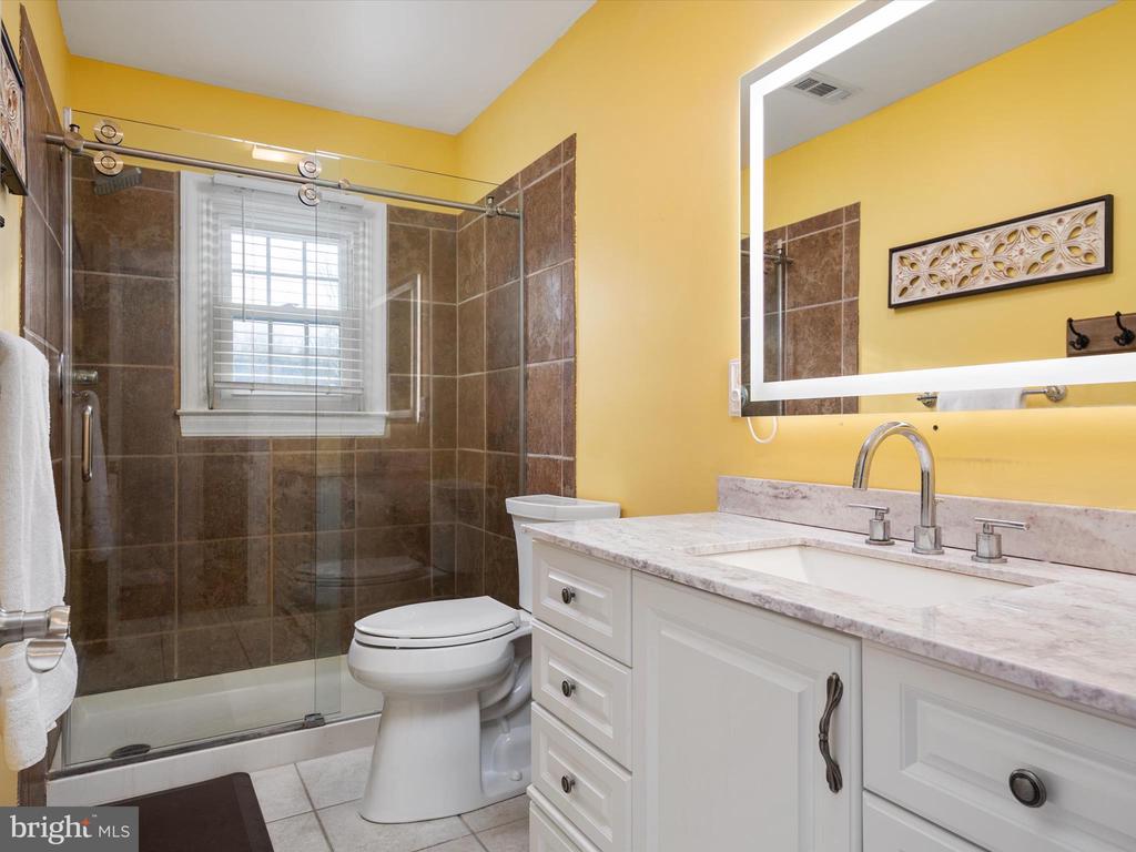 4438 WINDSOR FARM ROAD