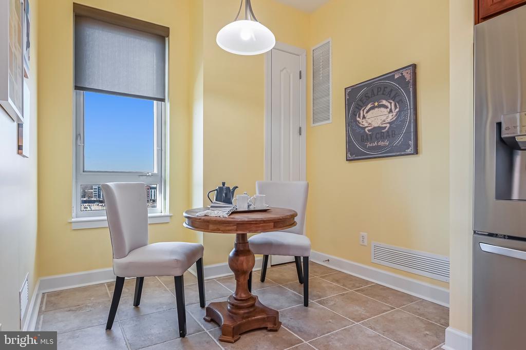 1915 TOWNE CENTRE BOULEVARD Unit: 1003