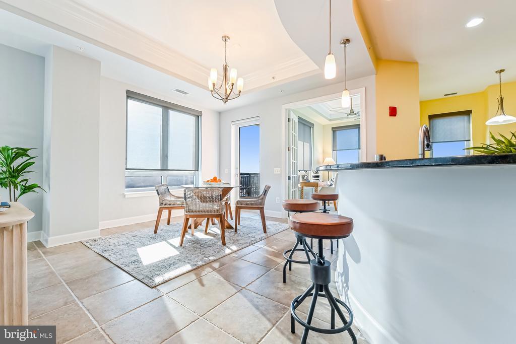 1915 TOWNE CENTRE BOULEVARD Unit: 1003