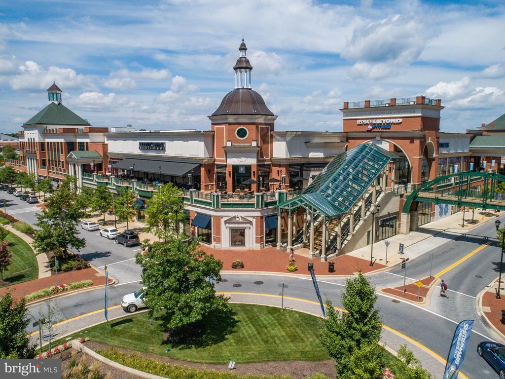 1915 TOWNE CENTRE BOULEVARD Unit: 1003