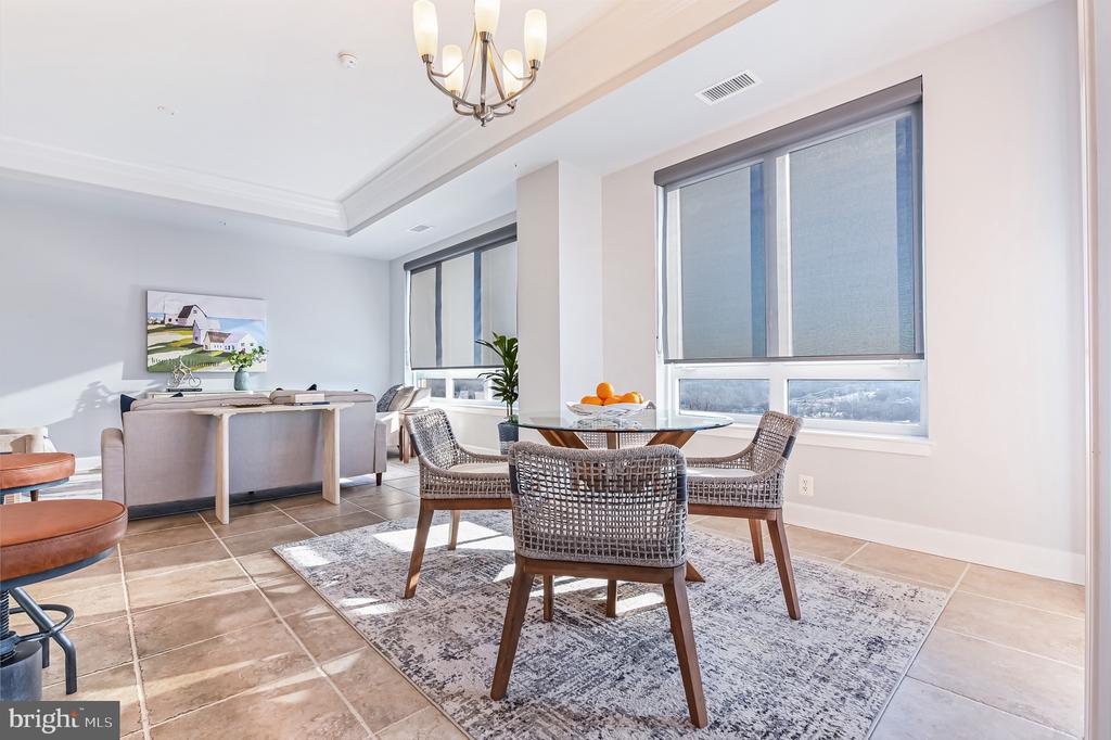 1915 TOWNE CENTRE BOULEVARD Unit: 1003