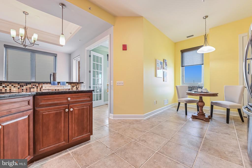 1915 TOWNE CENTRE BOULEVARD Unit: 1003