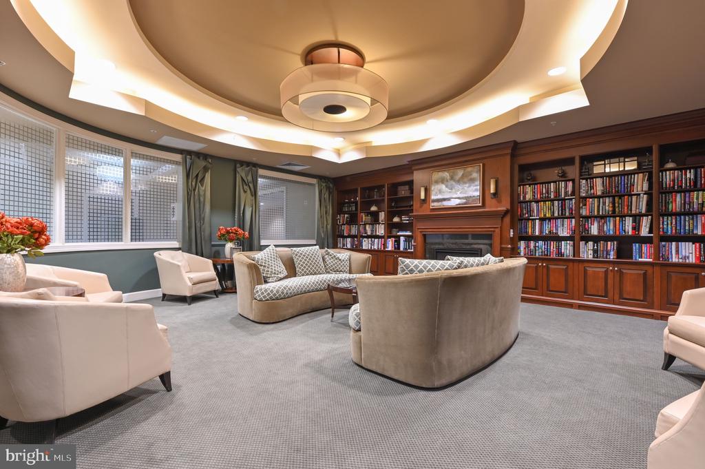 1915 TOWNE CENTRE BOULEVARD Unit: 1003