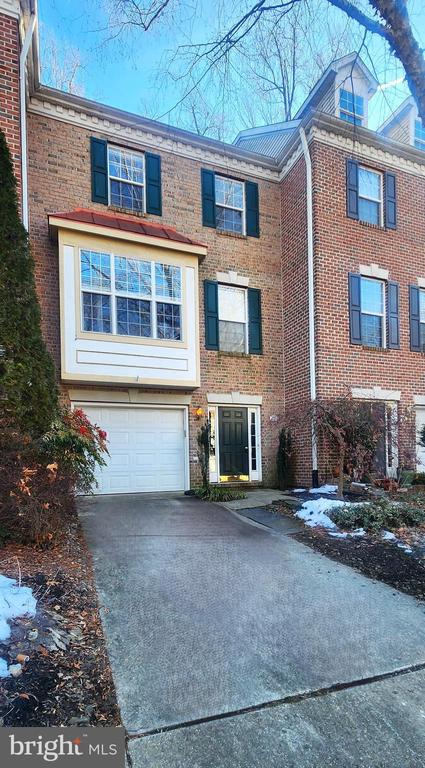 223 WINTERGULL LANE
