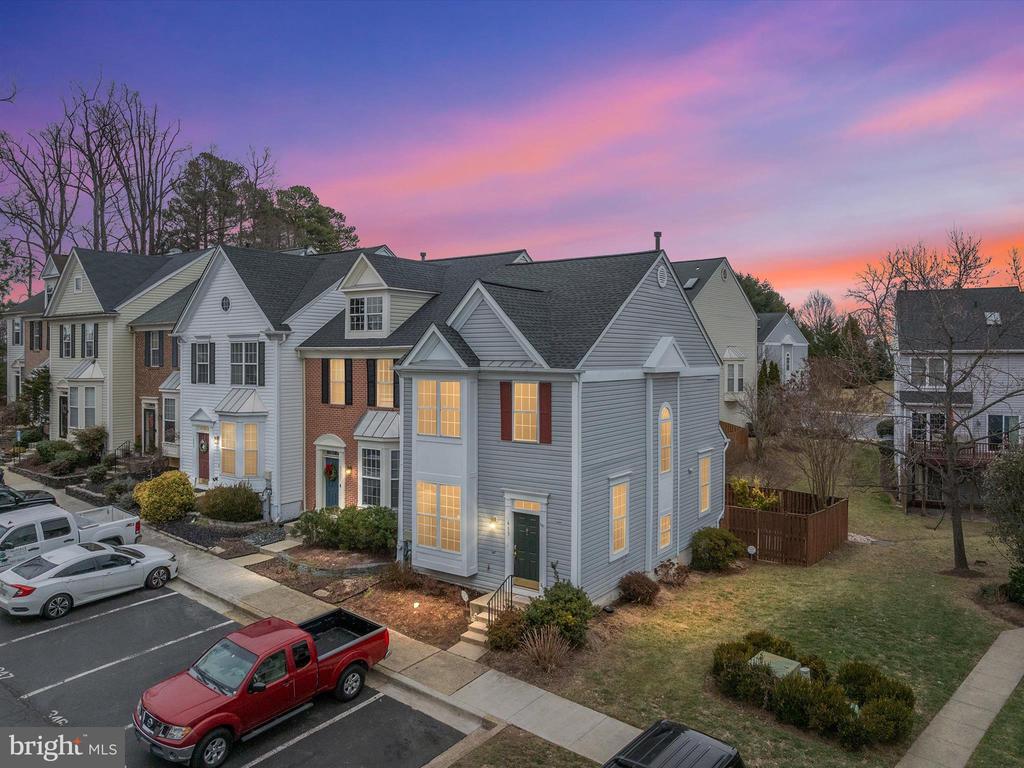 613 PURITAN COURT