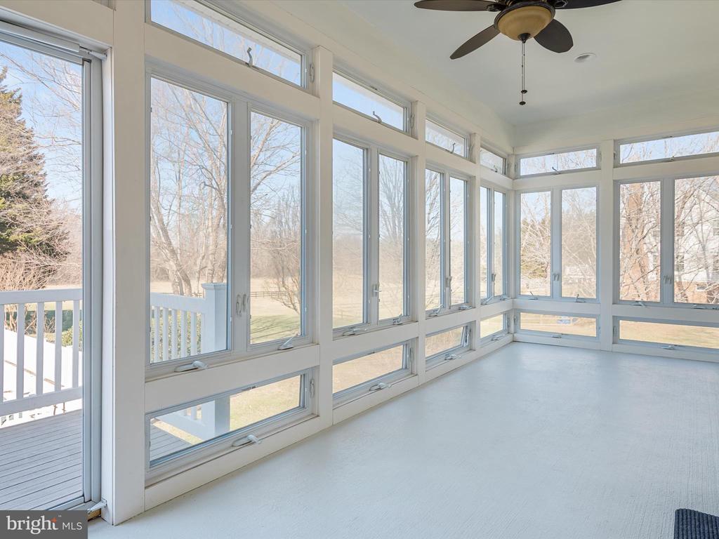 4434 WINDSOR FARM ROAD