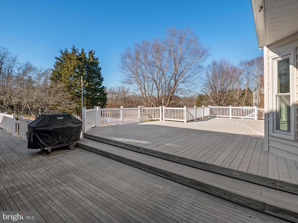 4434 WINDSOR FARM ROAD