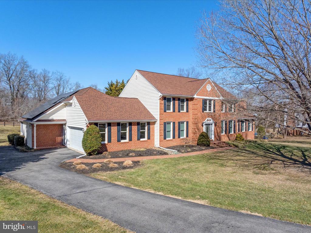 4434 WINDSOR FARM ROAD