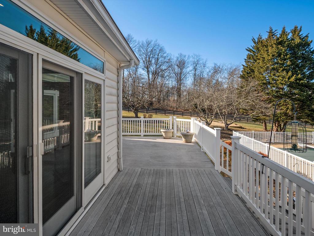 4434 WINDSOR FARM ROAD